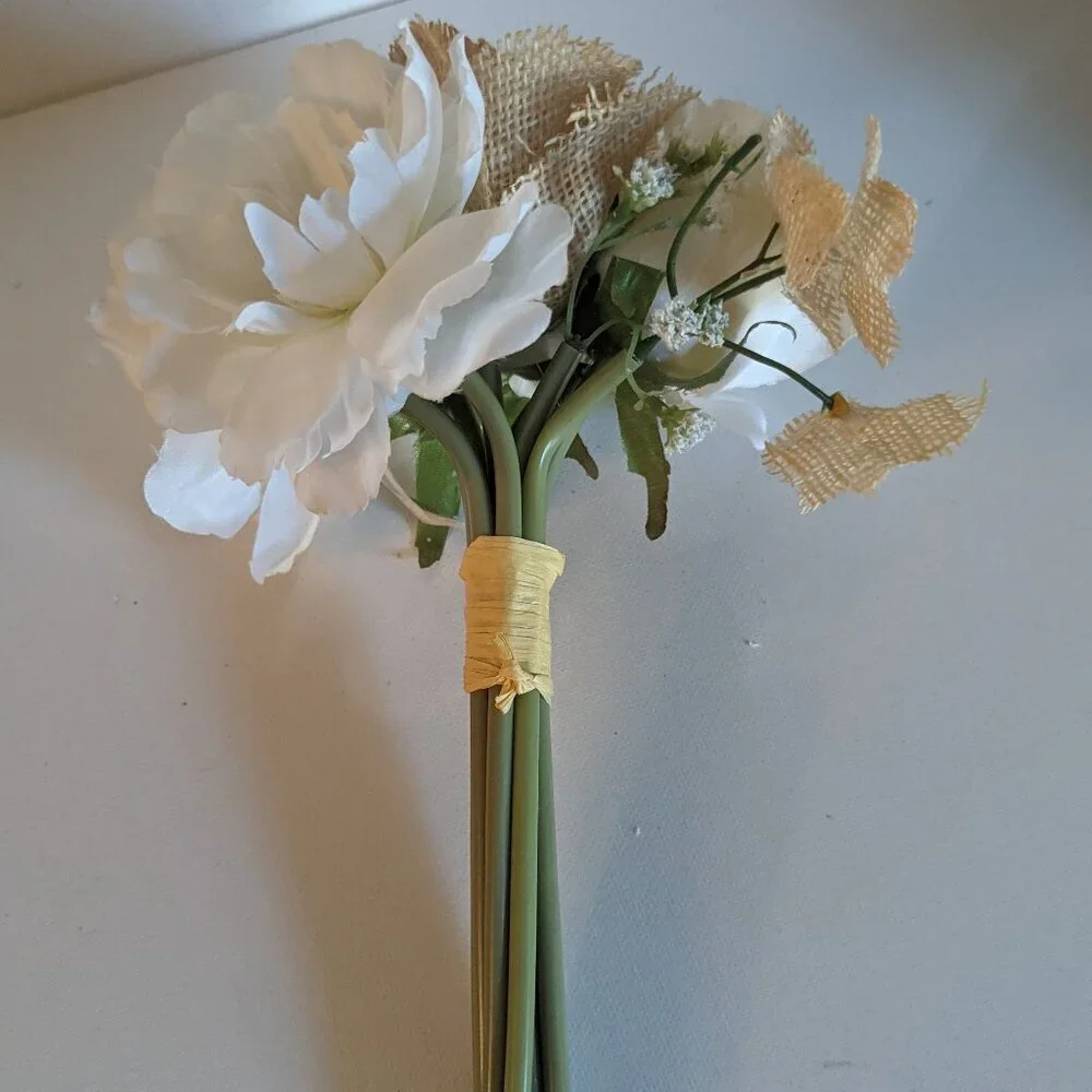 NWT Rustic Farmhouse Faux Floral Burlap Bouquet Mother's Day Gift Wedding Decor